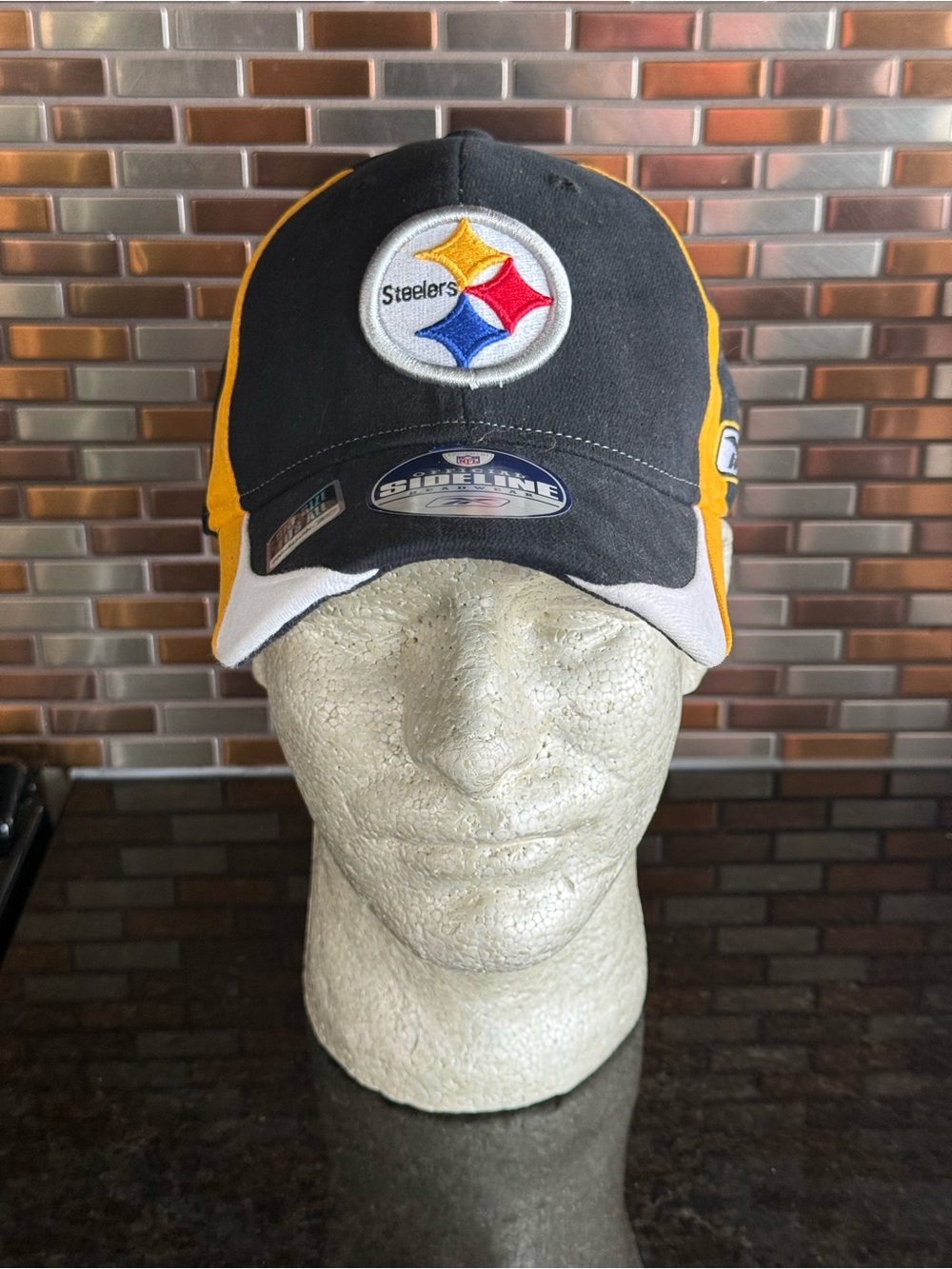 Men’s Vintage Pittsburgh Steelers NFL Sideline Baseball Cap with Original Tags!